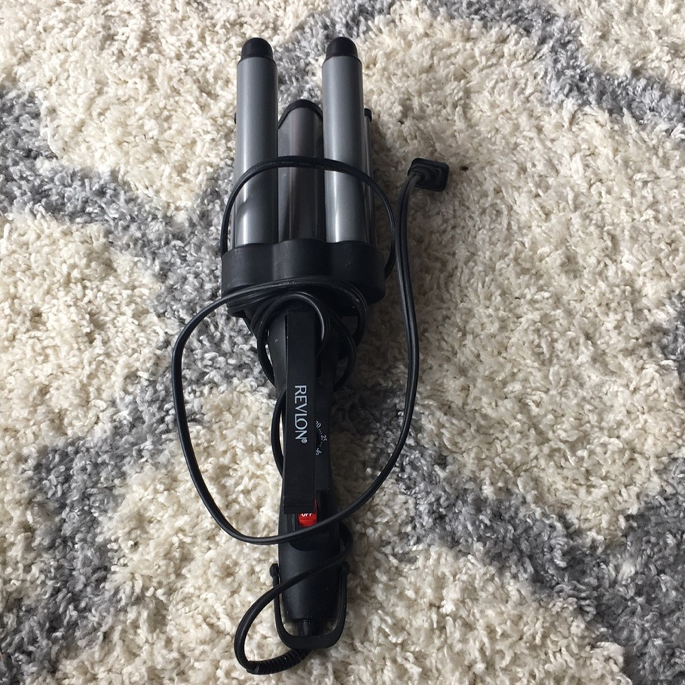 Revlon Triple Barrel Waver